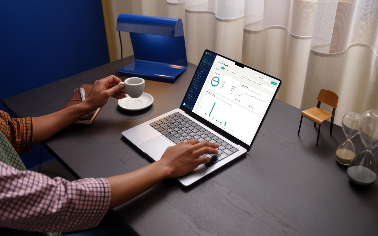 The Money module in FiscalFiles, showing profit, income and expenses for the month